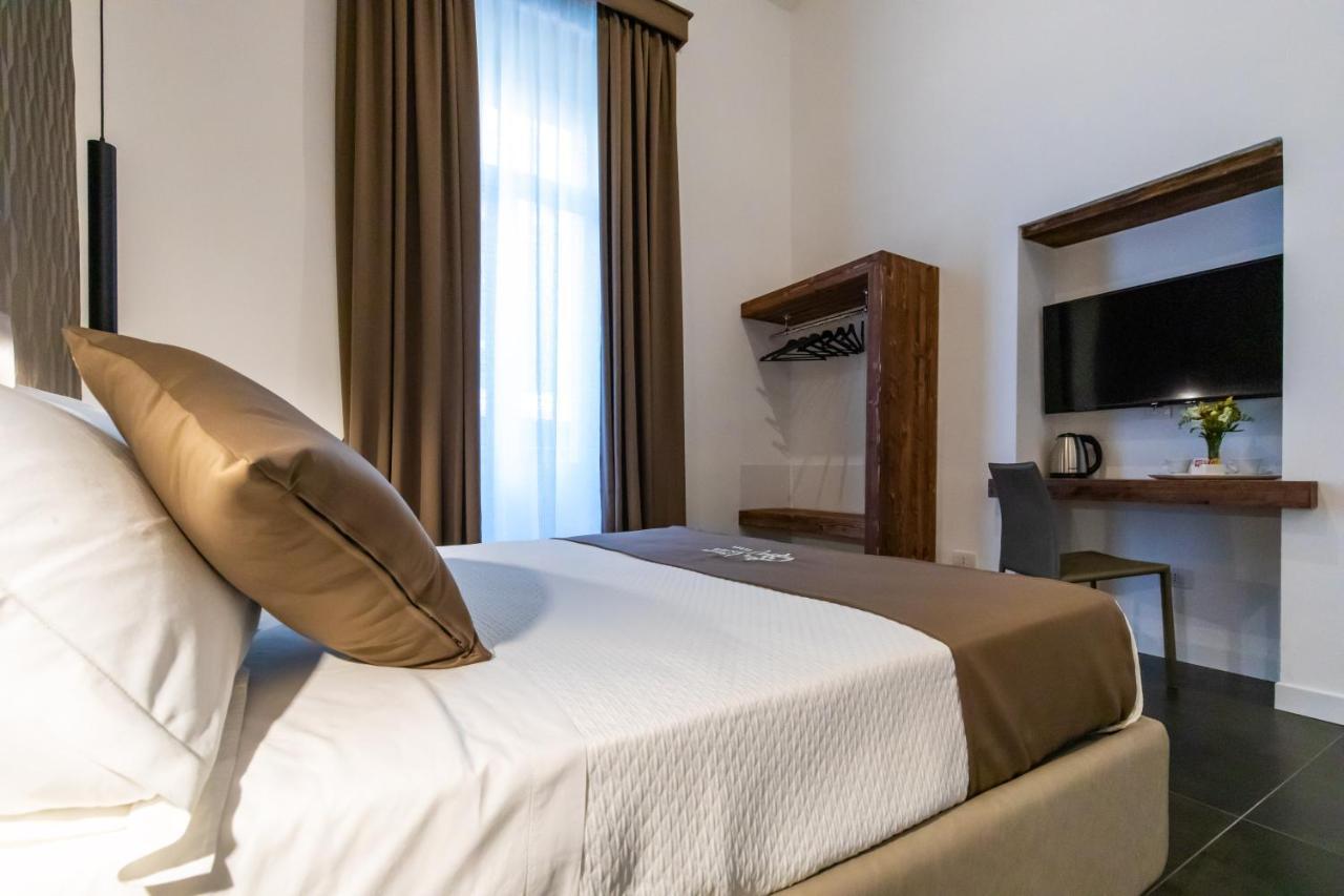 Santa Chiara 4* Naples
