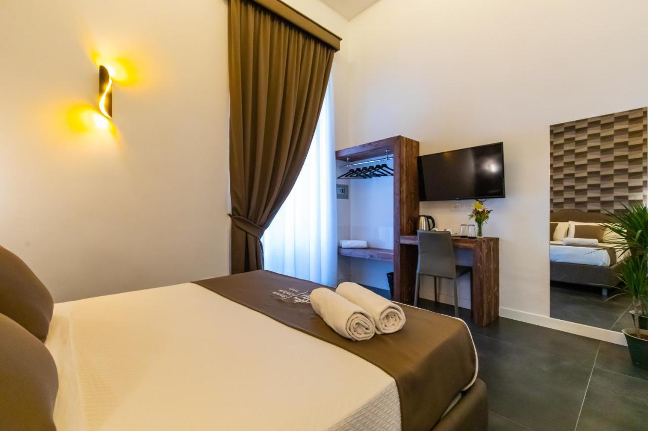 Santa Chiara 4* Naples