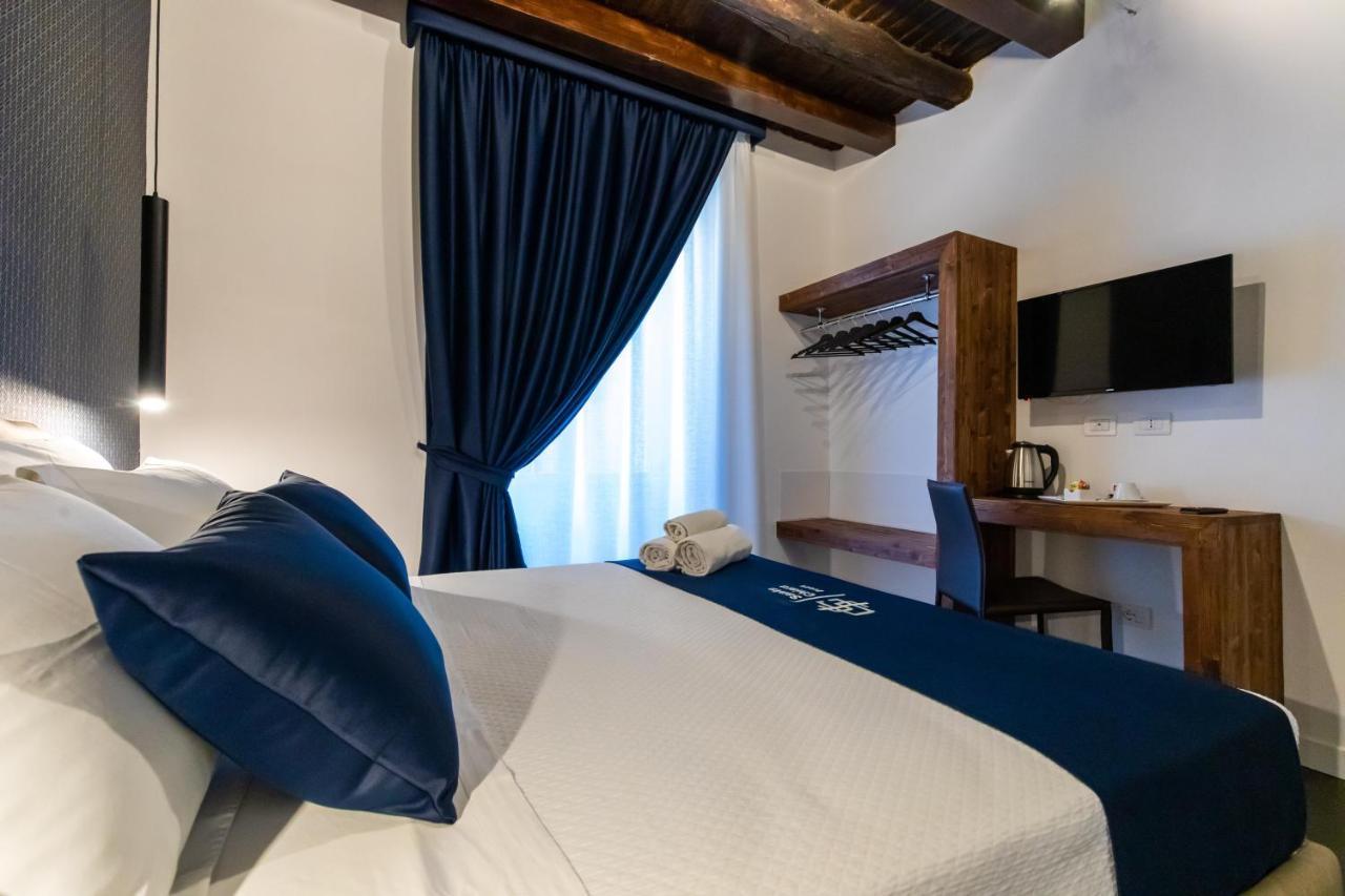 Santa Chiara Bed & Breakfast