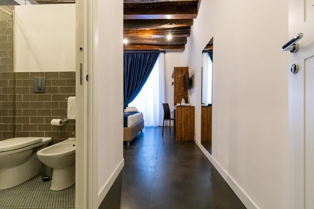 Santa Chiara 4*